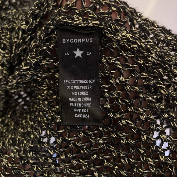 Urban Outfitters Black and Gold Loose-knit Sweater - Picture 4 of 4